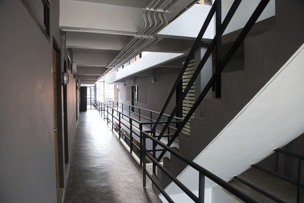 9 Hostel Chiang Mai Zewnętrze zdjęcie